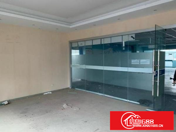 龙华龙胜地铁站旁新出单一层厂房1300平实际面积出租原房主