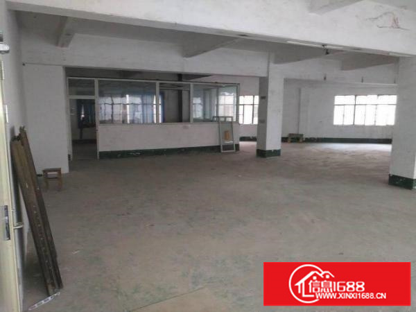 出租龙岗区横岗安良二楼厂房200平！有标准货梯