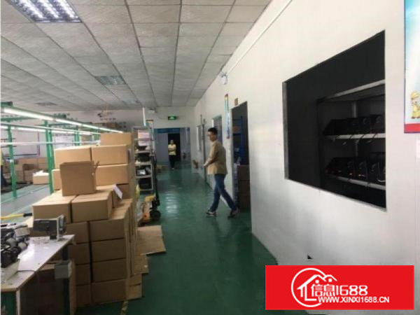 常平袁山贝附近楼上800平带装修货梯厂房招租