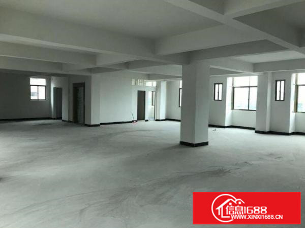 原房东新建电梯厂房300m2每层