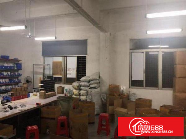 横岗旱塘村二楼1000平方精装修厂房出租，主干道旁