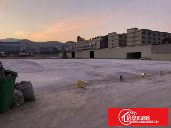 大岭山园区空出带牛角单一层3600平钢构厂房出租，可分租