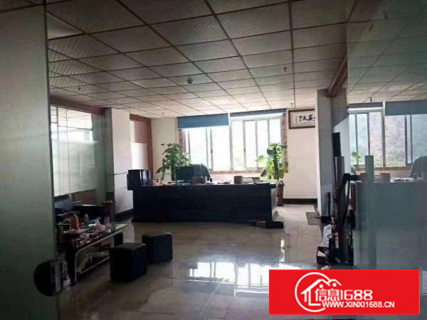 新出二楼800平，豪华装修厂房出租