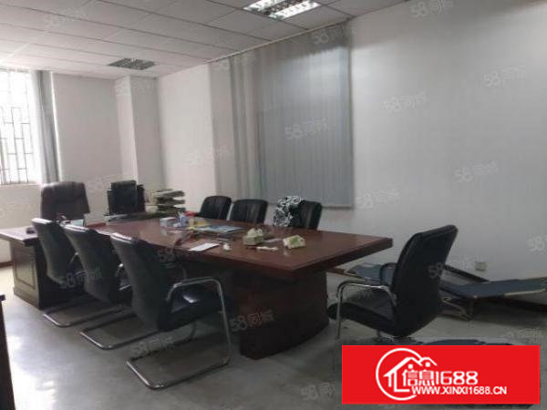 龙华油松板田交界处东环二路楼上600平带红本原房东无公摊厂房