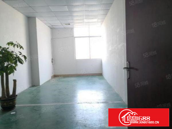 塘厦石鼓新出楼上厂房550平方，水电齐全，现成装修