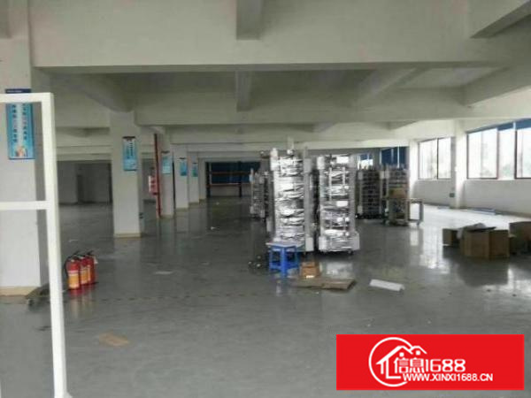 光明甲子塘村空楼上60出楼上600平厂房出租，光线好，带装修