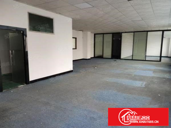 厂房一楼面积约1000平方米招租现成装修