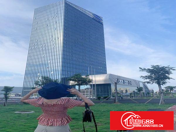 坪山新区60000平米红厂房出租，300平米起租享受政府补贴