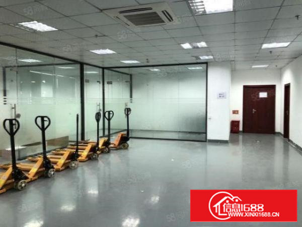 石岩镇科技园区，原房东楼上2600平方红本厂房出租