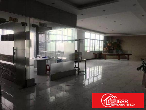 清溪铁松原房东厂房楼上3600平米，精装修，无转让费