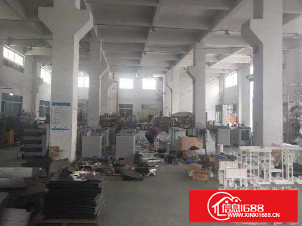 平湖标准一楼1500方可分租，可进大车，配套齐全