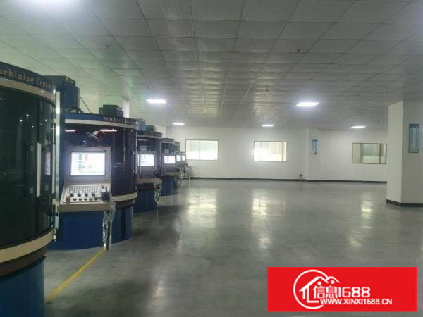 怀德新空出6楼2200厂房出租！大小可分！带豪华装修水电齐全