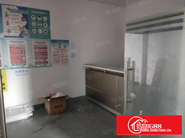 宝安石岩楼上带装修厂房612平方使用率8.5成