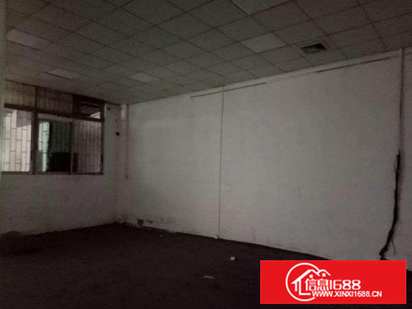 清溪铁松原房东厂房一楼850平层高6米带精装办公室