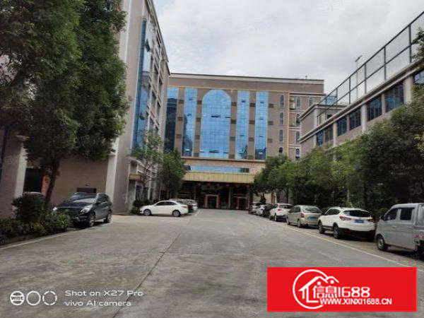 塘厦大坪高速附近标准厂房800平方出租，带装修空地大