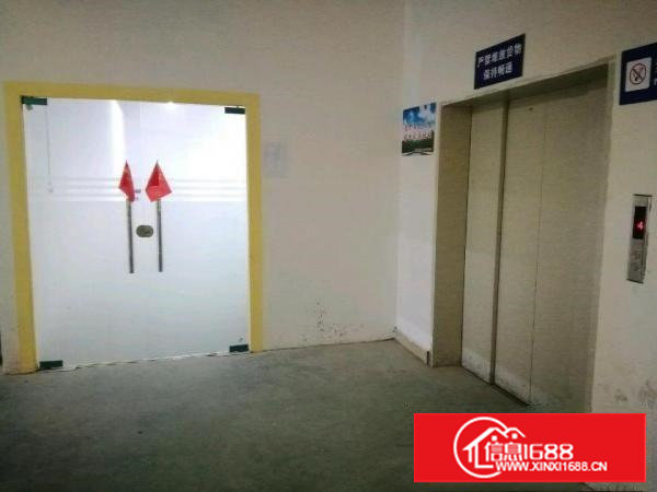 全新电梯厂房，环境优美，水电齐全，全新装修