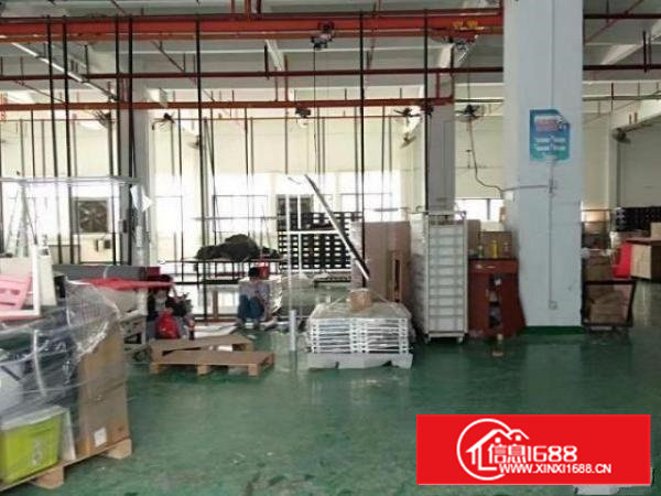 石岩溪之谷高速出口一楼585平方厂房招租