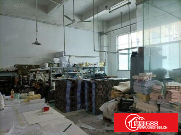 石岩青年路新出一个小面积房子装修，适合服装行业