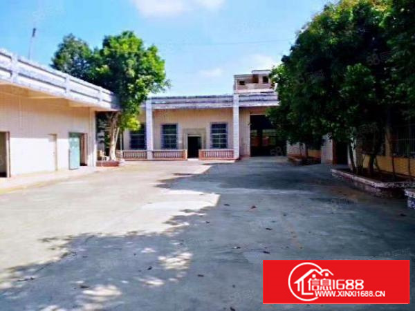 石排原房新出东厂房分租2楼1000平方，厂房形象好，空地大