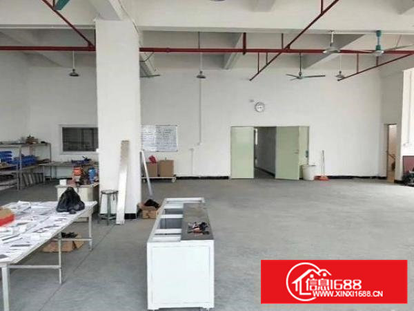 石岩塘头新出盘源！空出400平方厂房出租，隔好办公室