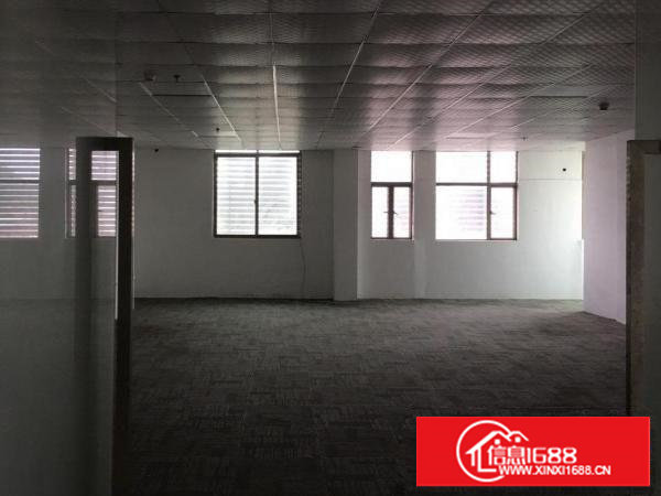 107附近整层带装修厂房