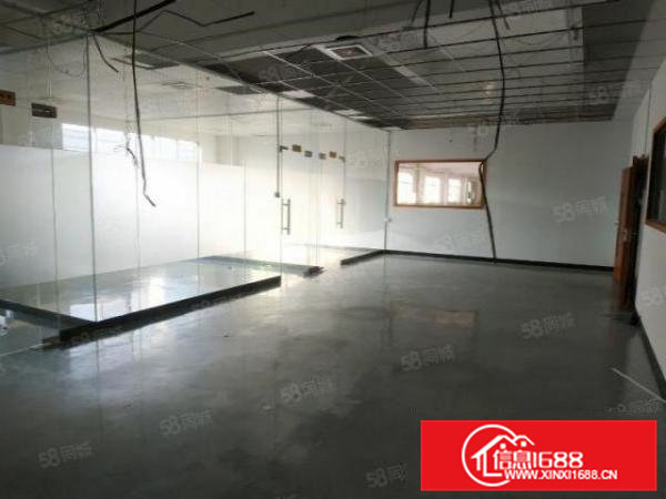 清溪北环路旁一楼标准厂房900平方带装修招租400平起分租