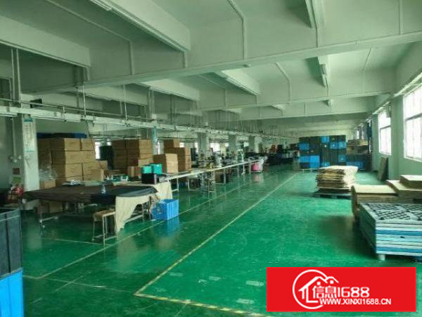 清溪镇中心新出原房东整层1600平，现成装修厂房出租