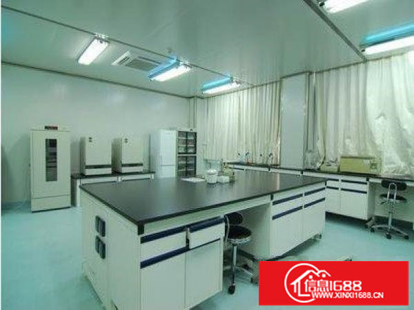 华南城南门旁一楼标准1400平方厂房出租