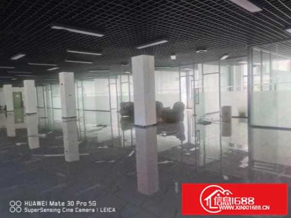 平湖平龙东路独院厂房11800平方可分租