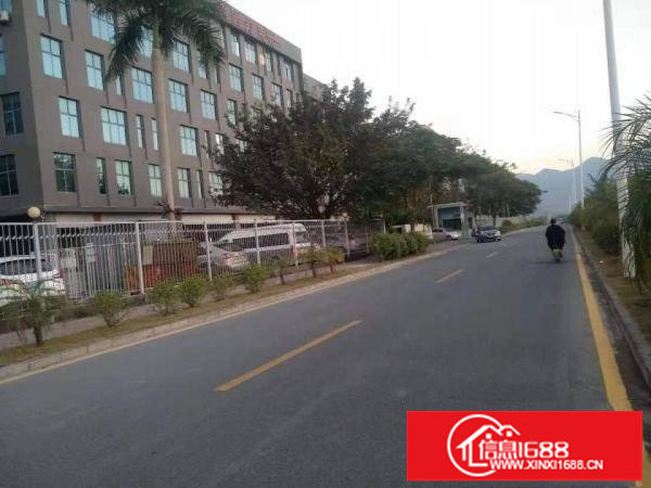 合同10年横岗永湖地铁口原房东红本独院厂房13800平可分租