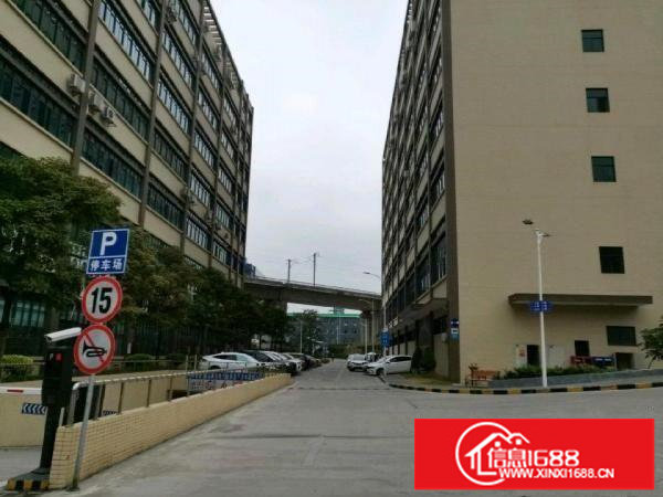 横岗荷坳地铁附近园区厂房红本一楼整层2278平方