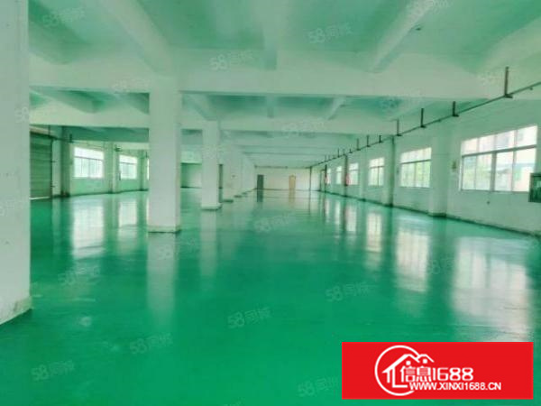 有房产证，双货梯，容桂园区2400方带办公装修厂房，形象好！