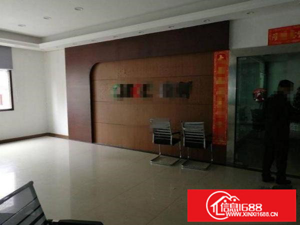 横岗恒丰路楼上1200平米带装修厂房出租，适合办公仓库