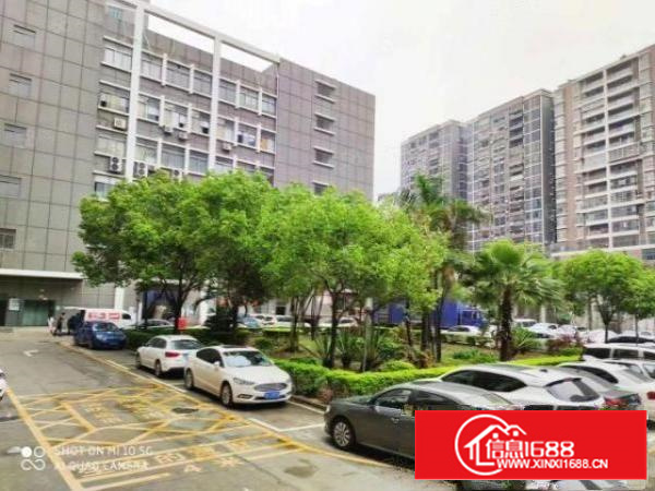 凤岗1500平整层精装修招租，原房东分租实际面积