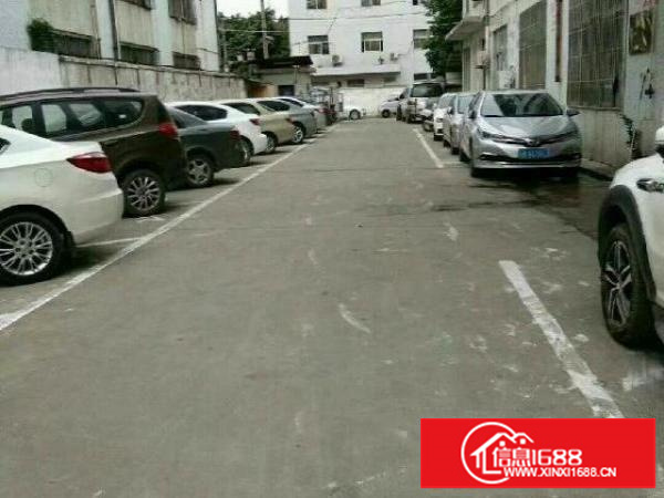 沙井万丰马鞍山550平方23元厂房出租可分275平