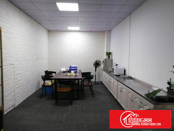 长安乌沙大润发附近新出豪华装修厂房楼上420平方，水电齐全