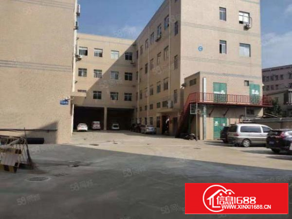 凤岗五联平湖交界处原房东楼上实际面积带装修380平方厂房出租