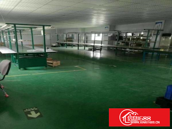 坪山区坑梓秀新三工业区二楼厂房400平方带装修水电