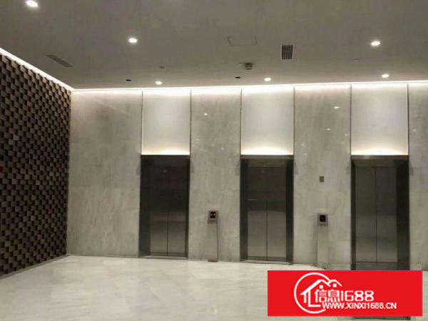 龙岗红本研发厂房480平米精装修整租