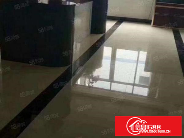 光明区主干道边独院厂房出租，带独立空地，有装修，有电梯。