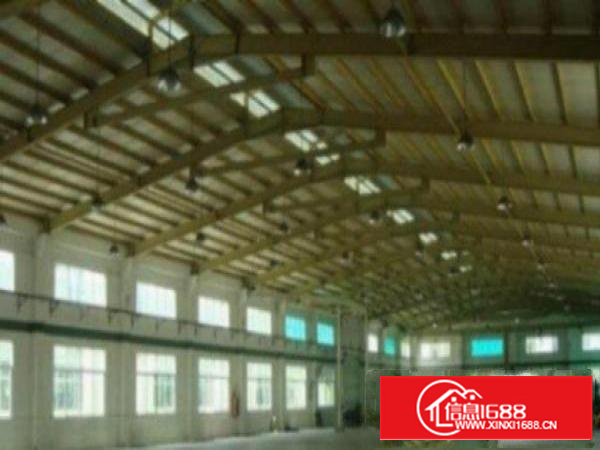 高埗单一层厂房2000平方低价招租，水电齐全水泥墙铁皮顶有隔