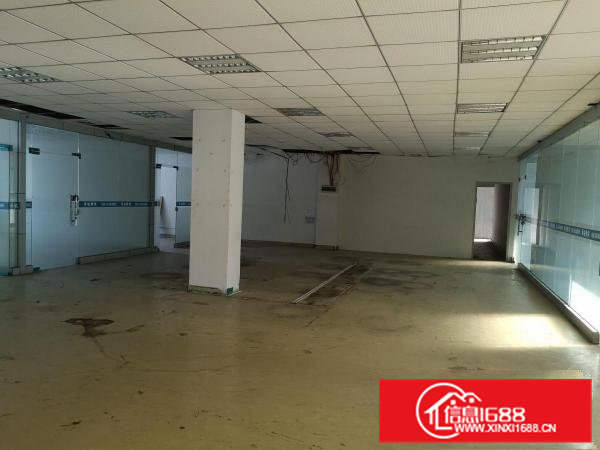 凤岗雁田安佳工业园一楼600平米原房东空地大厂房出租