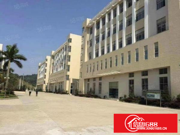 凤岗五联超靓工业园，楼上新出豪华装修1950平方厂房出租！