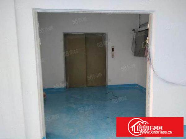 平湖平龙路靠近凤岗独门独院四楼1680带地坪漆厂房出租