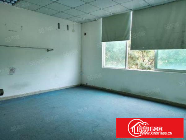 平湖富民工业区楼上1800平方带装修厂房出租