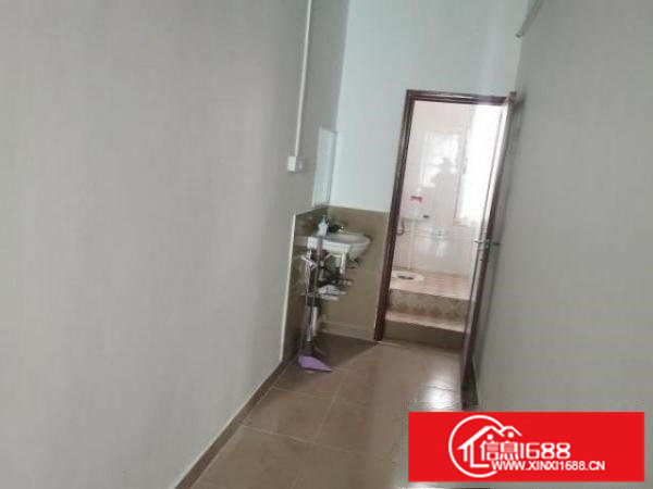 200平方带装修办公室出租