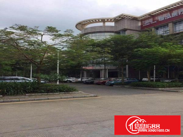 坑梓大型科技园四楼1800平方带空中私家花园招租