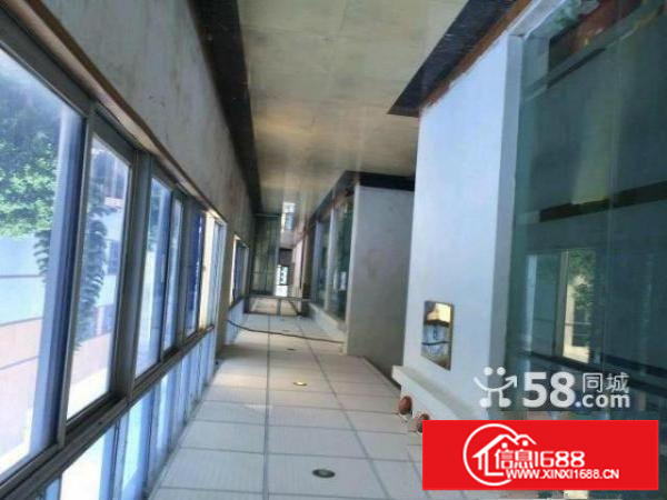 坂田地铁口新出带装修厂房1800平低价转让无转让