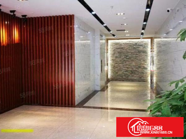 荷坳地铁站旁310平带装修电商仓库出租，大小可分租