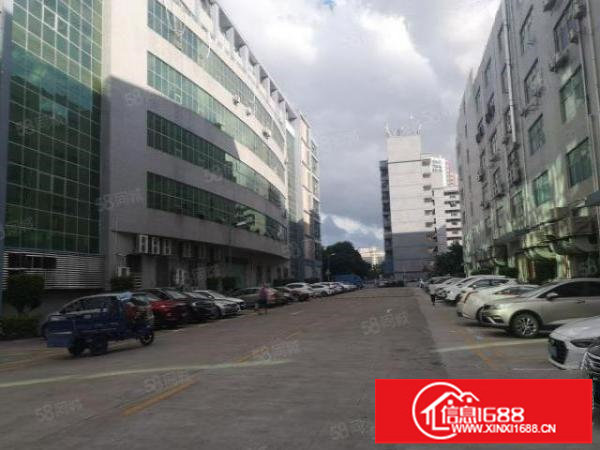 观澜库坑主干道旁新出原房东花园式2600平厂房出租零公摊